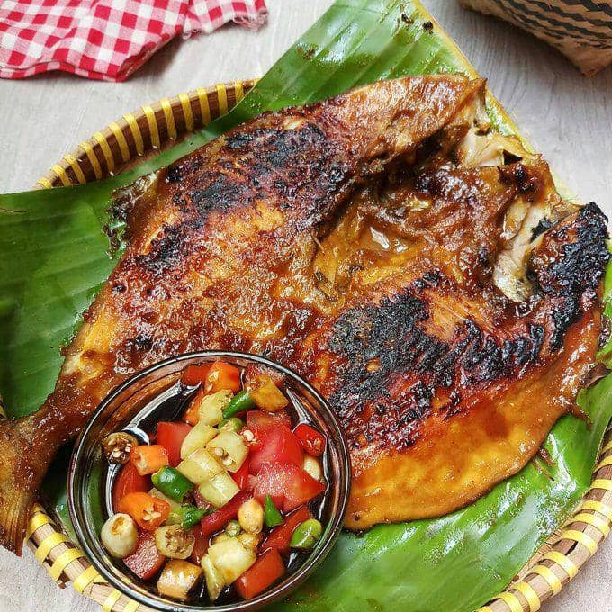 Sosis Bakar Delicioso: Rasa yang Menggigit Jiwa di Jantung Cilacap